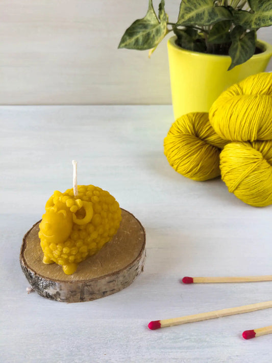 Flämmchen - Bienenwachskerze Schaf dunkelgelb