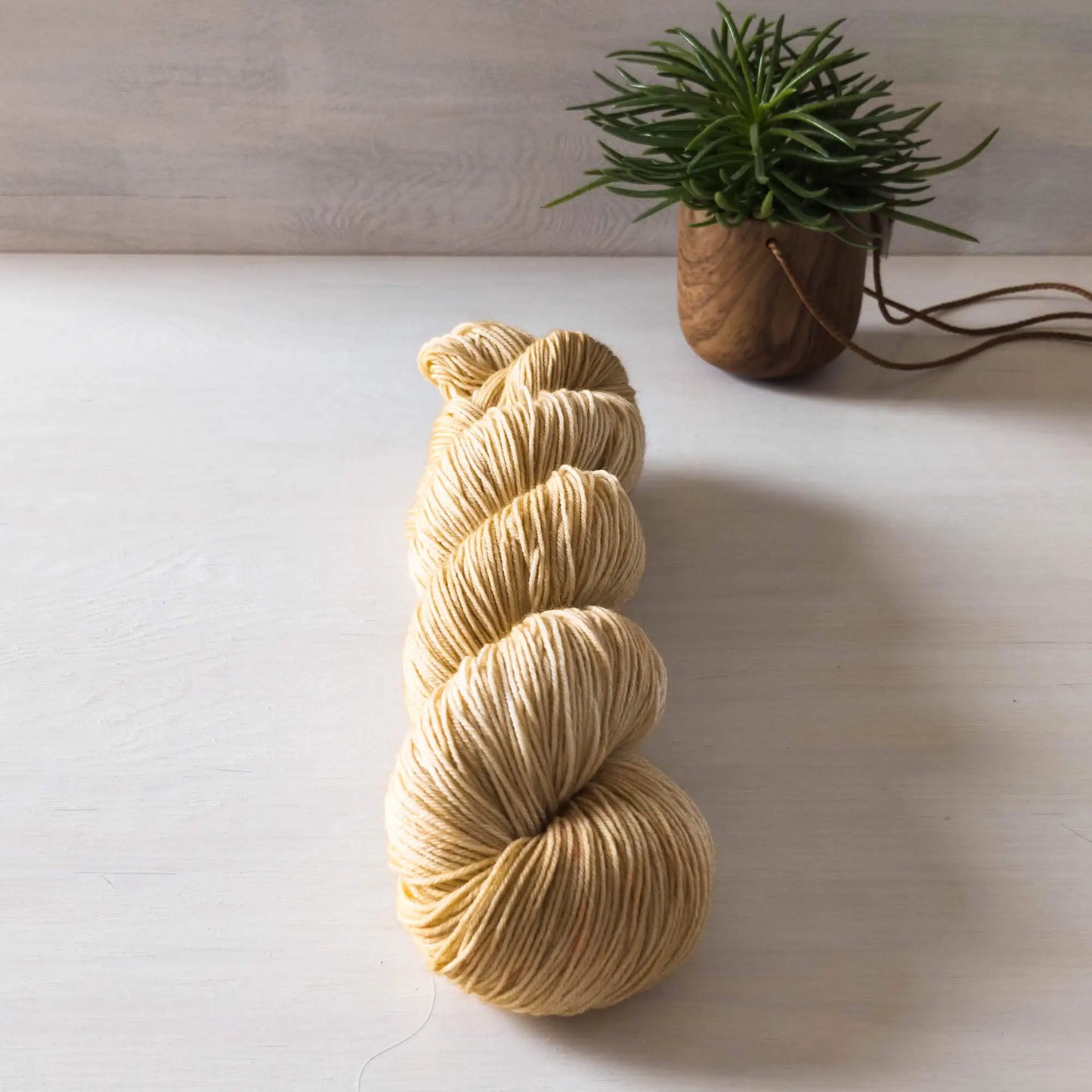 Kamel - Blue Socks (BFL/Nylon)
