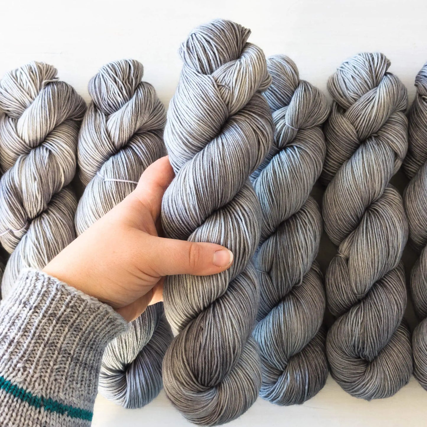 Silbergrau - Blue Socks (BFL/Nylon)