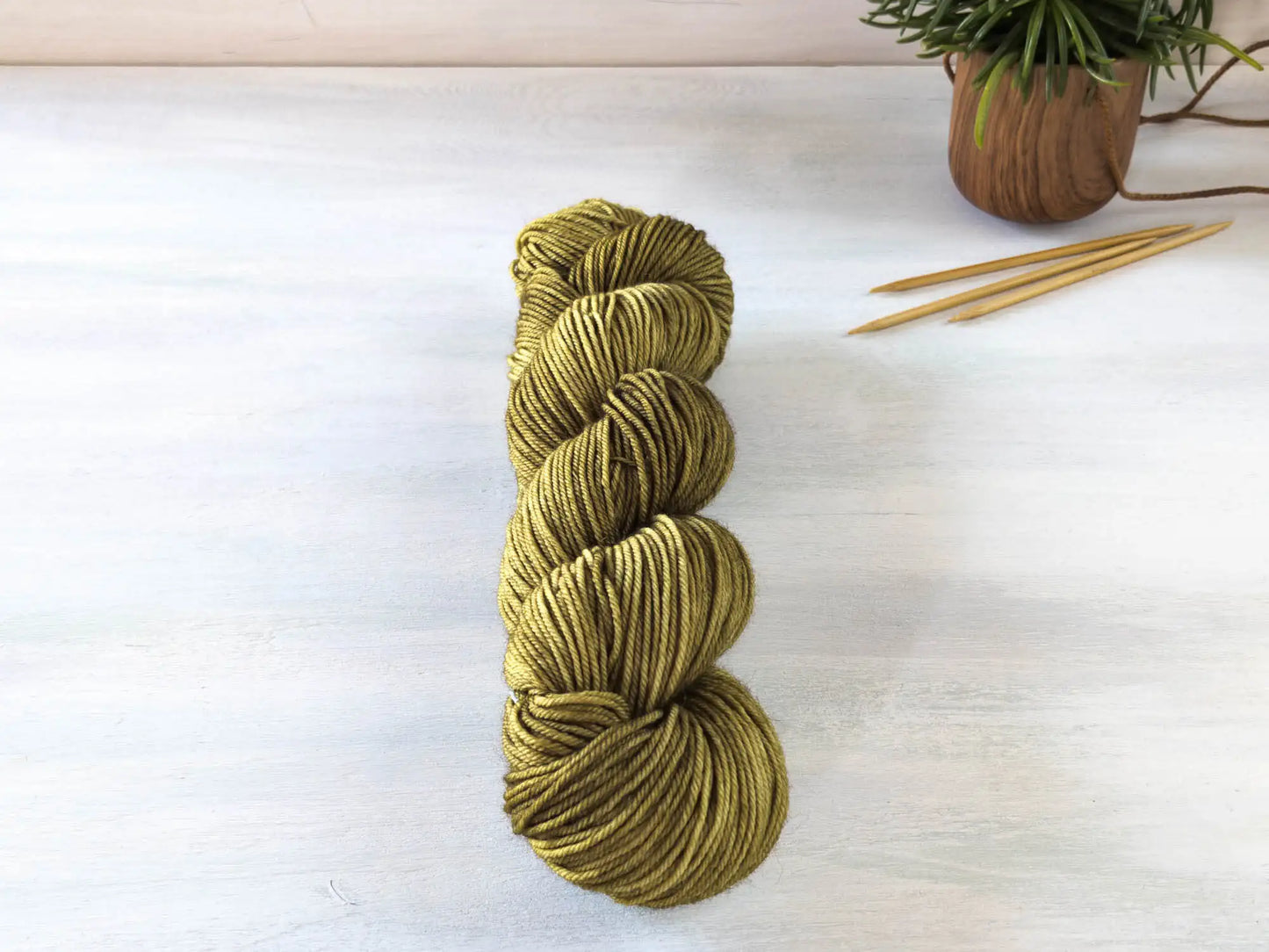 Olive oil - Blue DK (BFL)