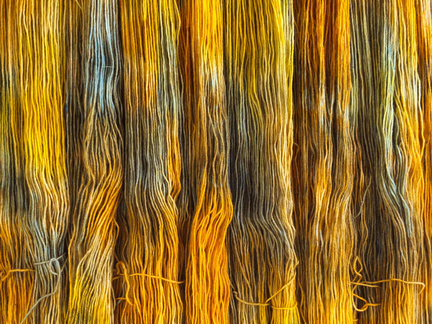 Krafla Vulkan - Monatsfärbung September 2026 *Dye to order