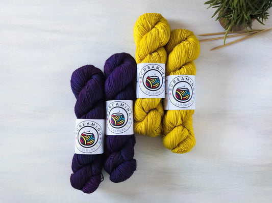 Mystic Mustard - Blue Socks Quartett (Westknits MKAL Set 2024)