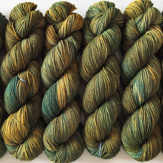 Jungle Beat - Blue Socks (BFL/Nylon) *Dye to order