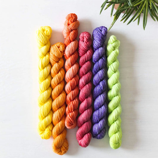 Regenbogen klein - ColourSilk Socks Minis