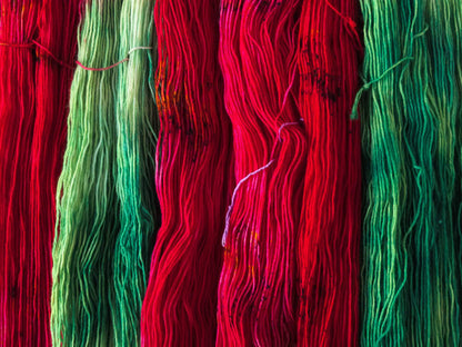 Erdbeere - Monatsfärbung Juni 2026 *Dye to order