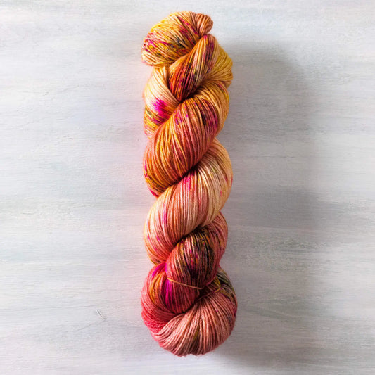 Neon Peach - Boo (BFL/Bambusviskose)