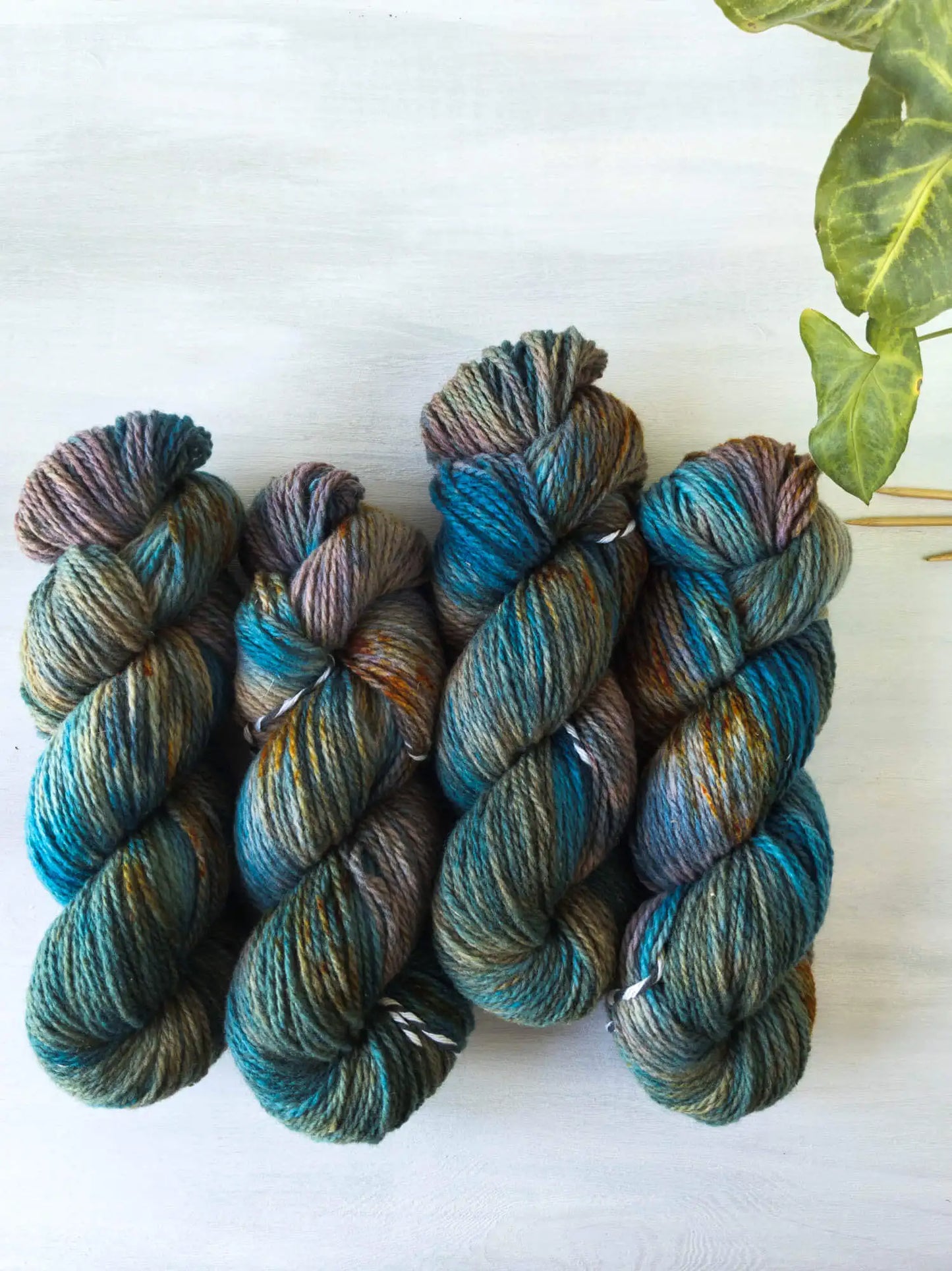 Vertrauen - Wiese (100% Deutsches Merinolandschaf nonsuperwash) *Dye to order