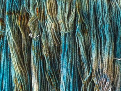 Vertrauen - Wiese (100% Deutsches Merinolandschaf nonsuperwash) *Dye to order