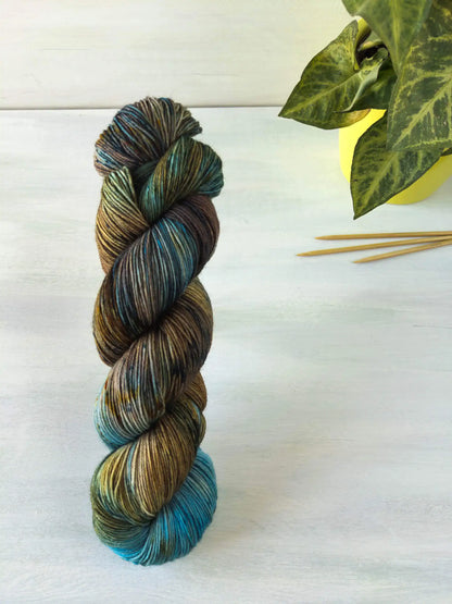 Trust - Blue Socks (BFL/Nylon) *Dye to order