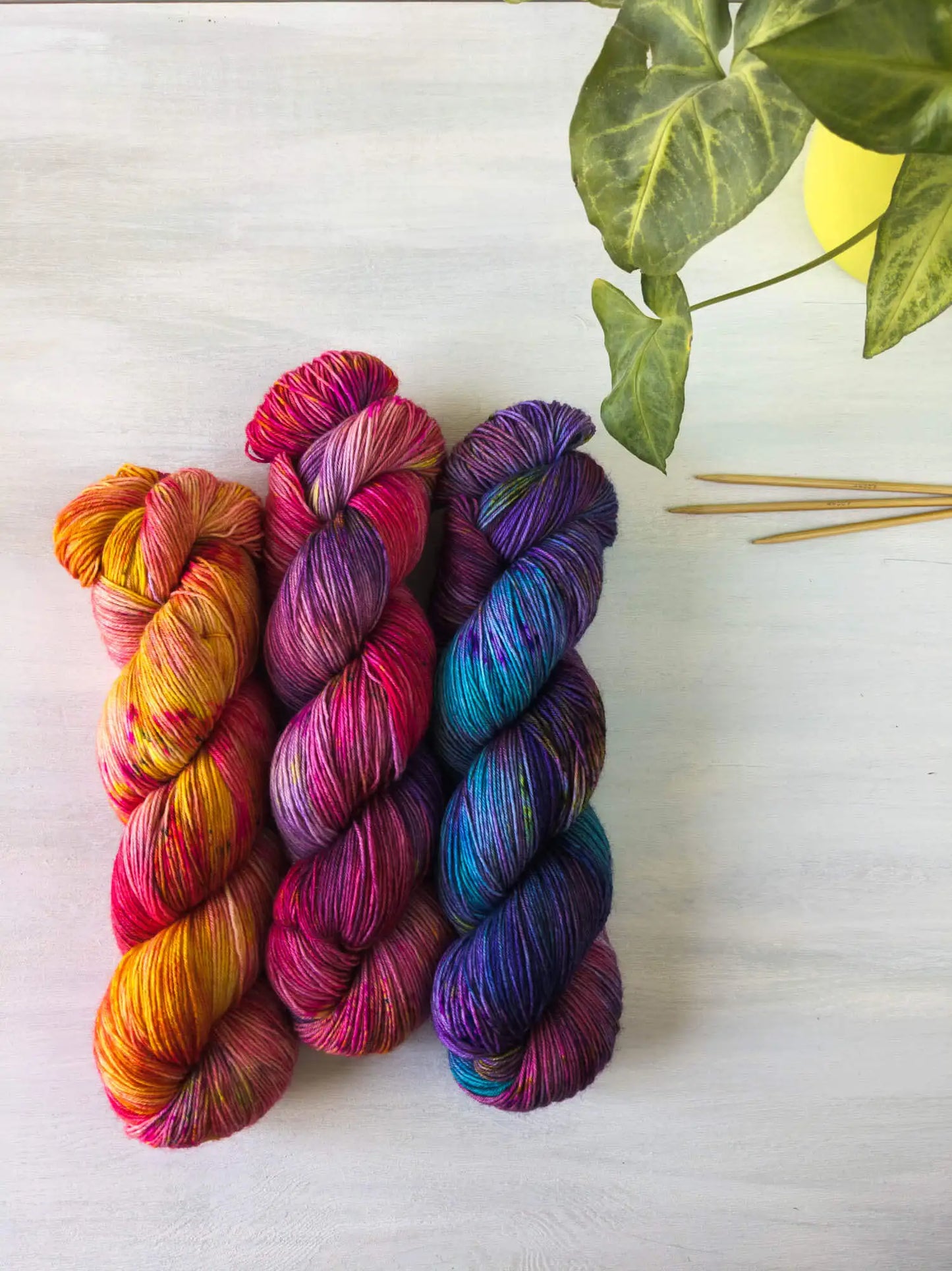 Hortas Träume - Blue Socks Trio *Dye to order
