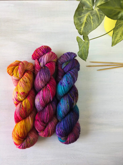 Hortas Träume - Blue Socks Trio *Dye to order