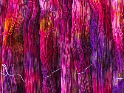 Sundowner - Blue Socks (BFL/Nylon) *Dye to order