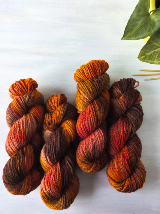 Alte Liebe - Wiese (100% Deutsches Merinolandschaf nonsuperwash) *Dye to order